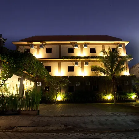 OYO 90082 Gana Inn Legian