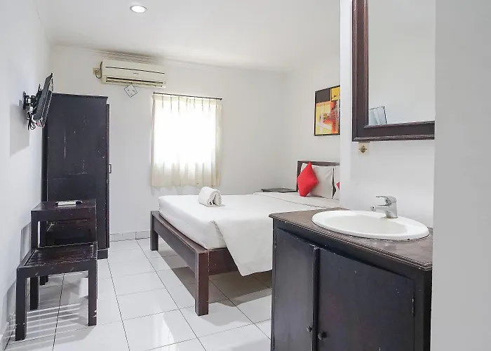 Gana 2* Legian