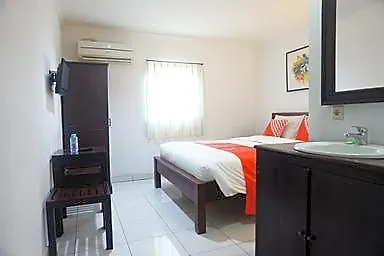 Gana Hotel 2*
